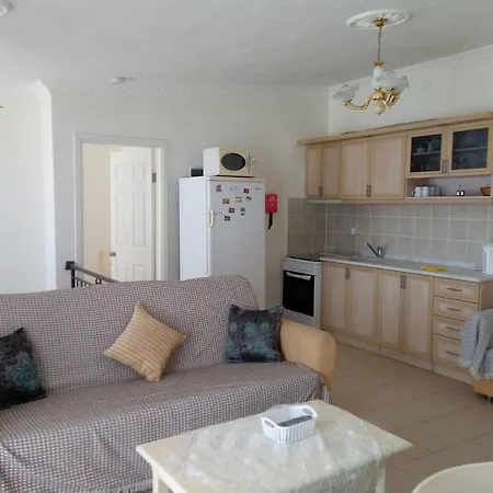 Spacious 2 Bed Duplex Aegean Park Apartmán