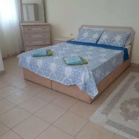 Spacious 2 Bed Duplex Aegean Park Apartmán *